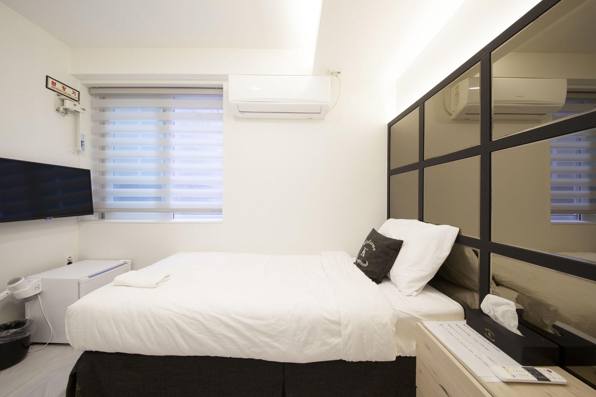 K-Guesthouse Seomyeon 1 Puszan Kültér fotó