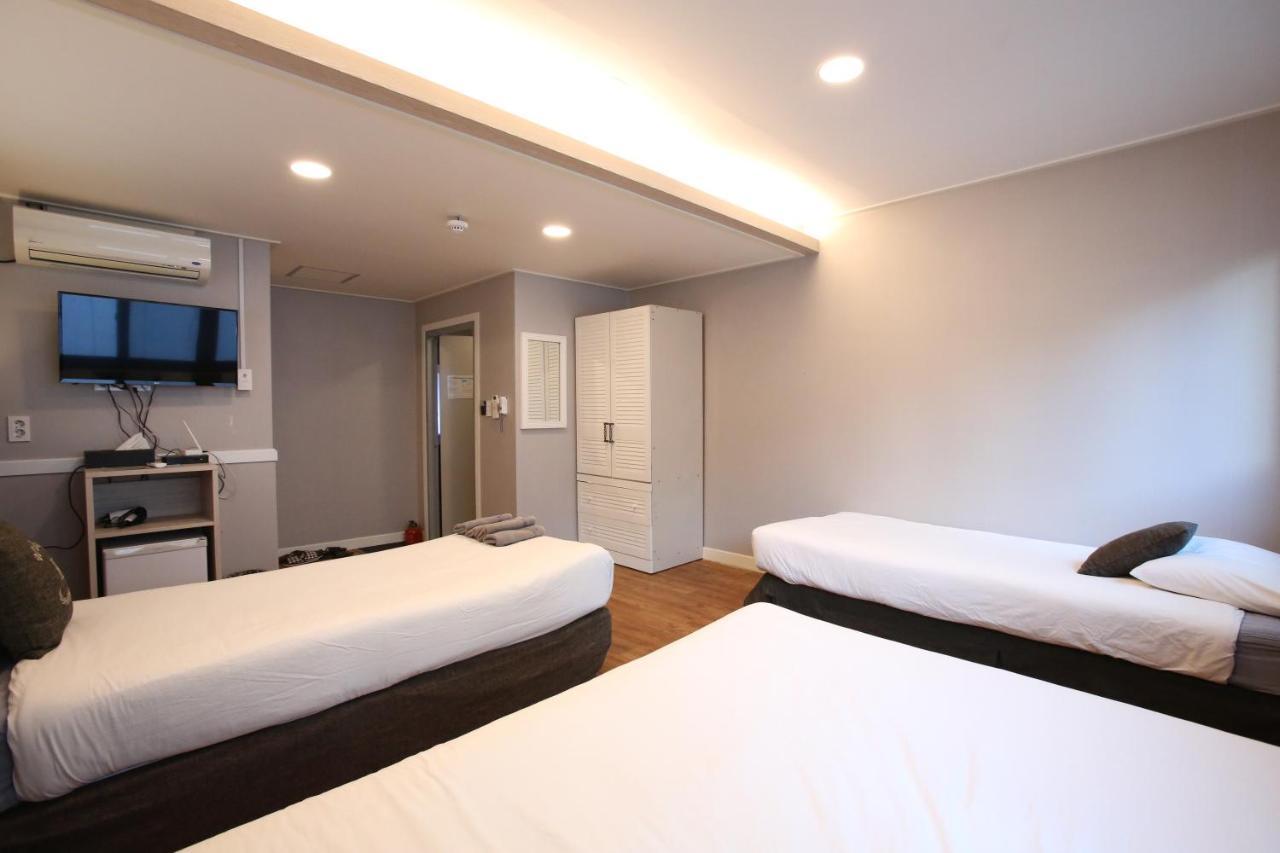 K-Guesthouse Seomyeon 1 Puszan Kültér fotó
